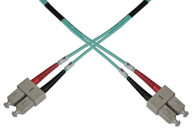 Optický patch kabel duplex SC-SC 50 125 MM 5m OM3