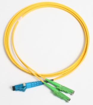 Patchcord FO duplex E2000 APC-LC 9 125um SM 15m, OS2