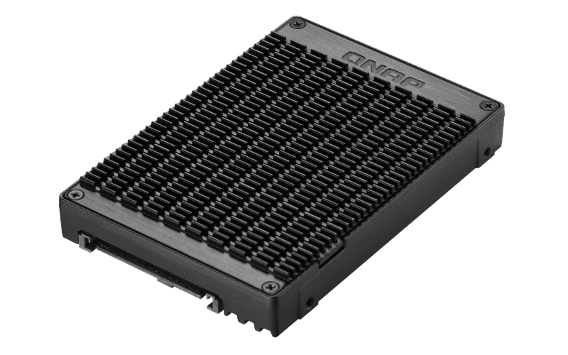 QNAP adaptér QDA-U2MP (2x M.2 PCIe NVMe SSD slot v 2,5" U.2 PCIe NVMe SSD rámečku)