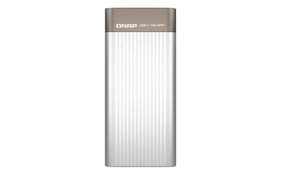 QNAP QNA-UC10G1SF- adaptér USB-C 4 (podpora Thunderbolt 3 a 4) na 10GbE SFP+ (pasivní chlazení)